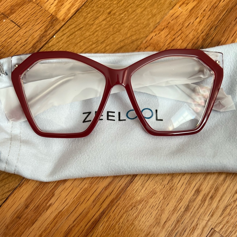 New. Zeelool Glasses-Sprouse Non-Prescription. Red